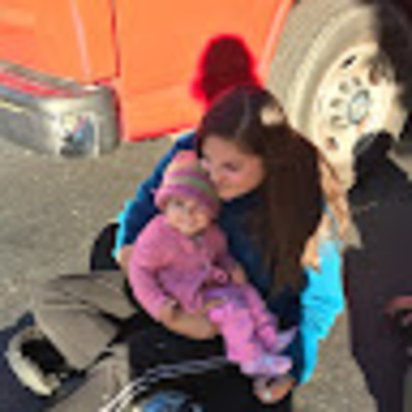 Meet your Posher, Kateri - Picture 1 of 1